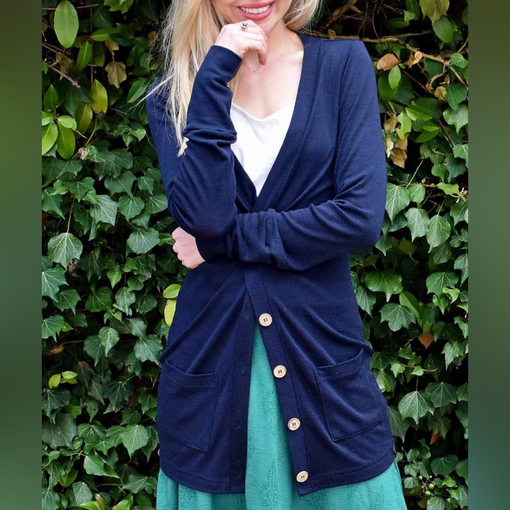 Theory petite women’s navy blue button up cardigan SP L62-40